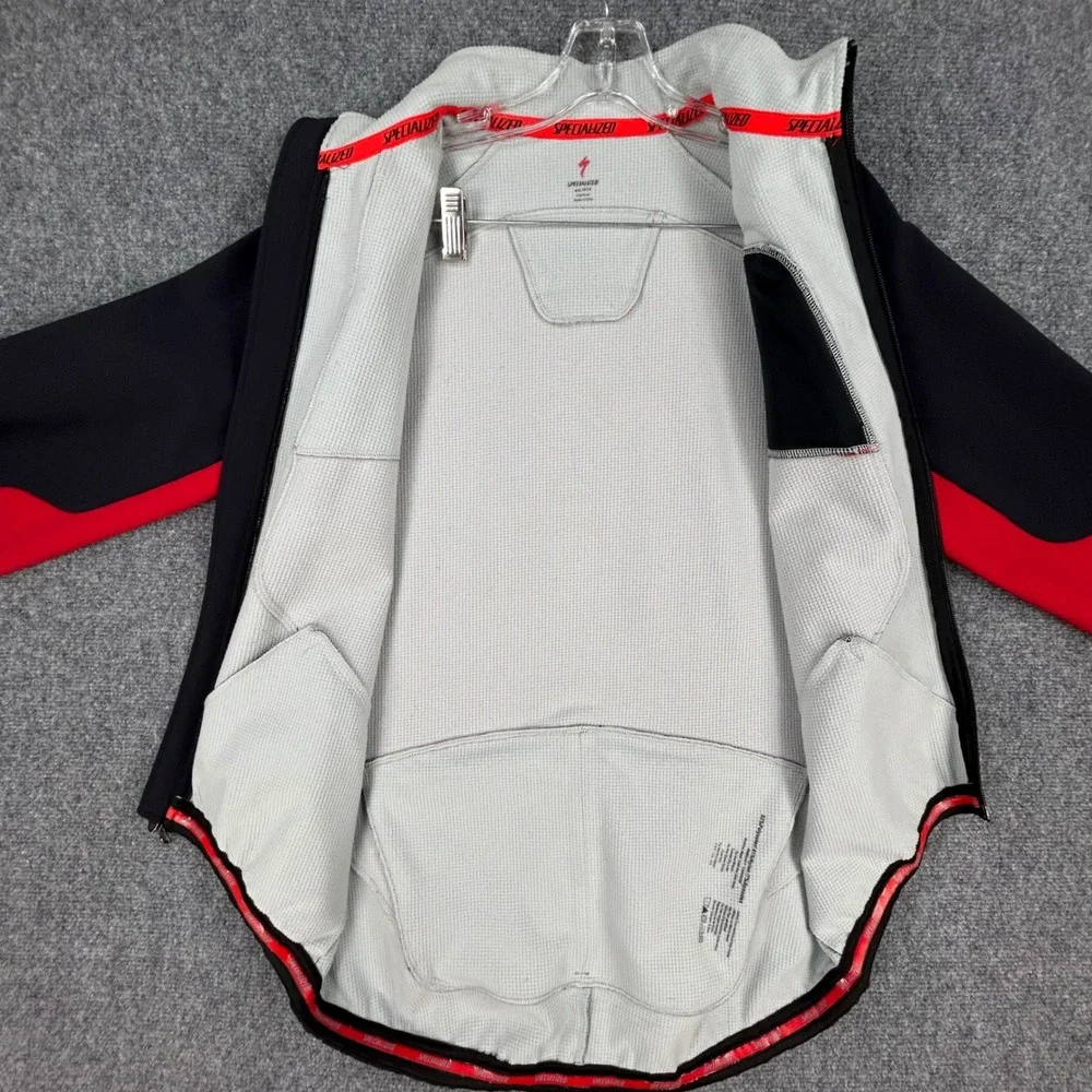 Specialized blocked athletic vertical